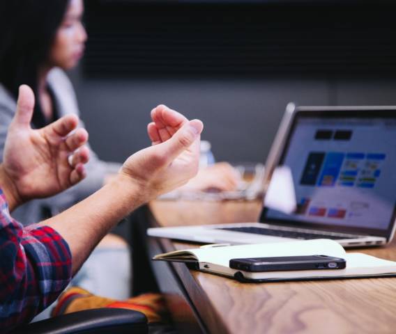 Comunicación empresarial: ¿puede ayudarte el branding corporativo?